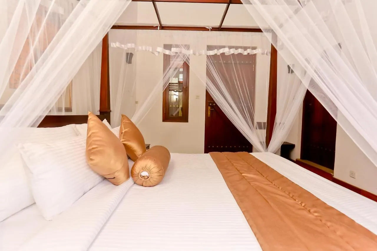 Отель Swanee Grand Негомбо