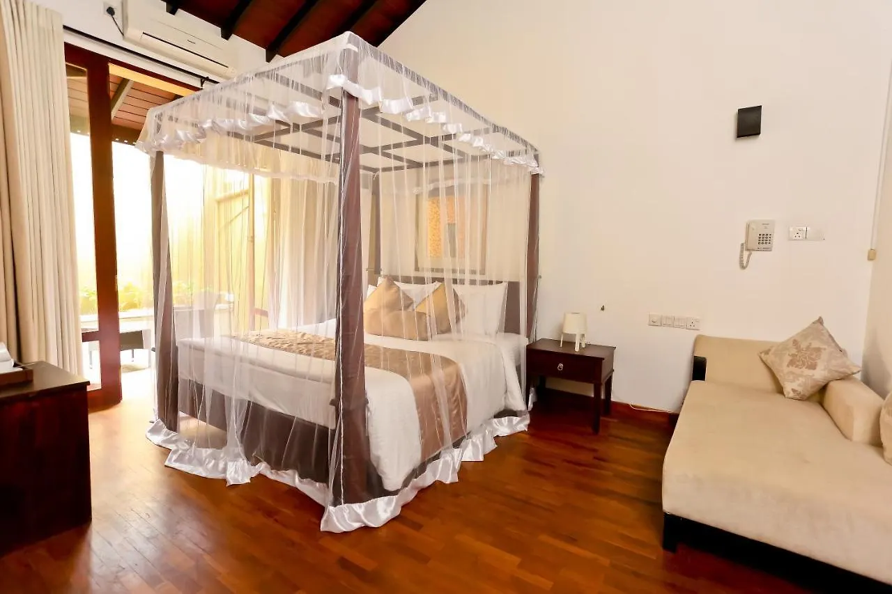 Hotel Swanee Grand Negombo