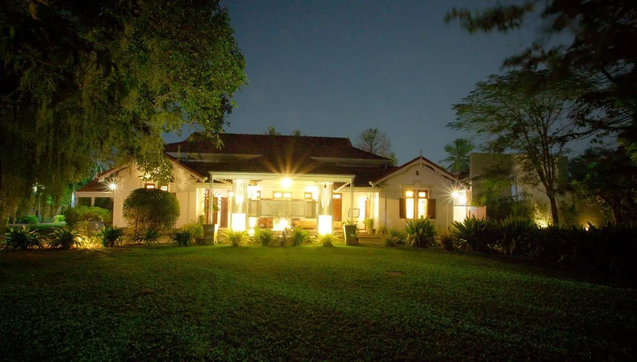 Swanee Grand Hotel Negombo