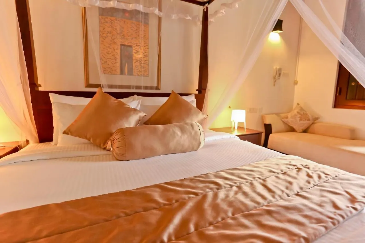 Swanee Grand Hotel Negombo